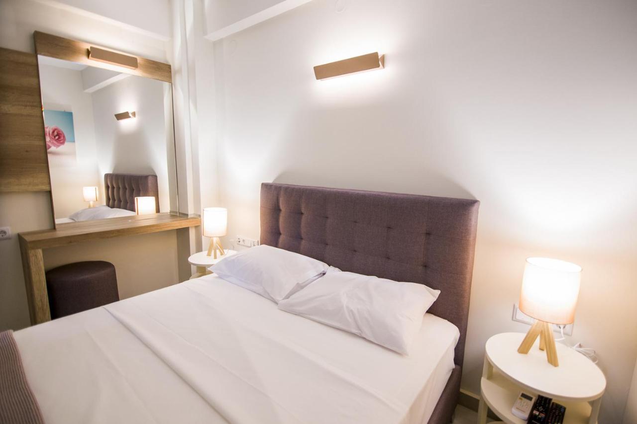 Armonia Resort Ofrínion 外观 照片