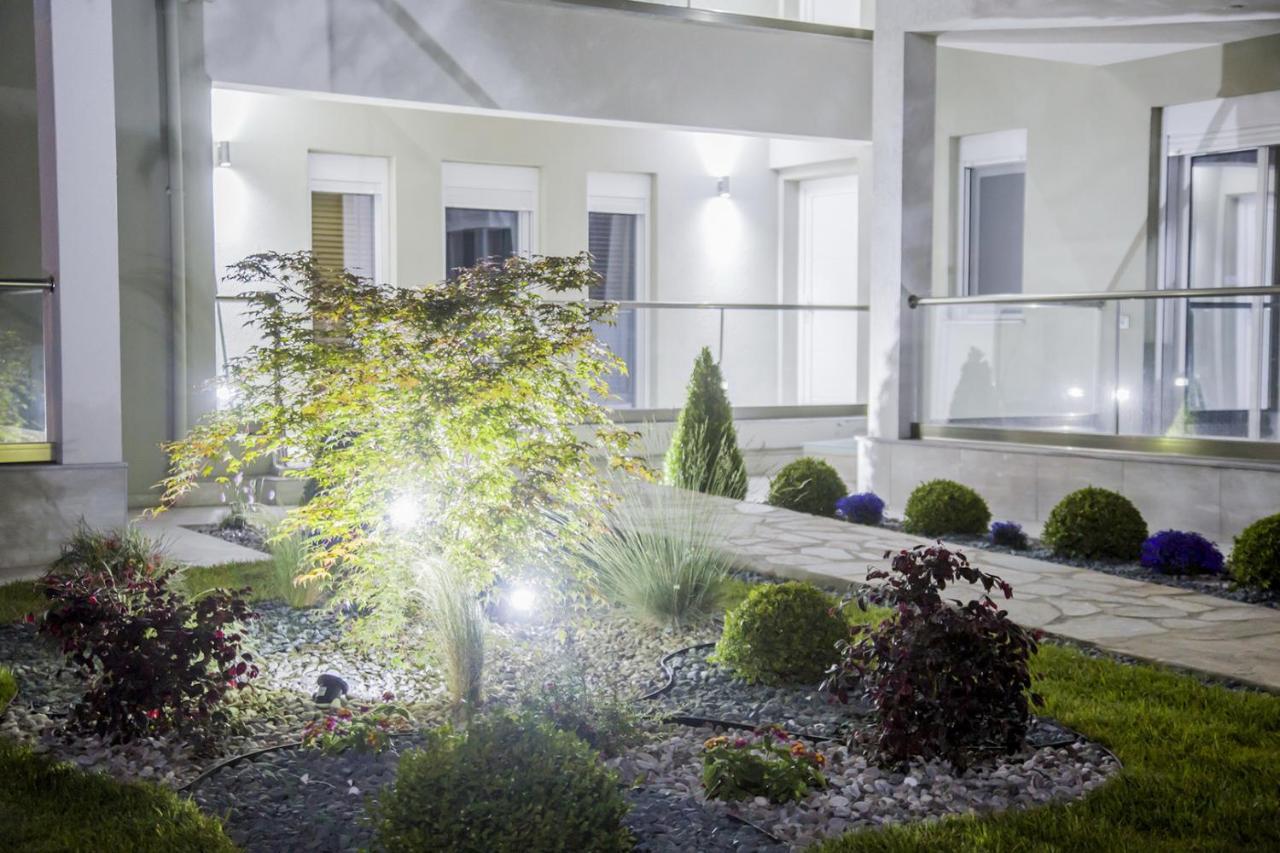 Armonia Resort Ofrínion 外观 照片
