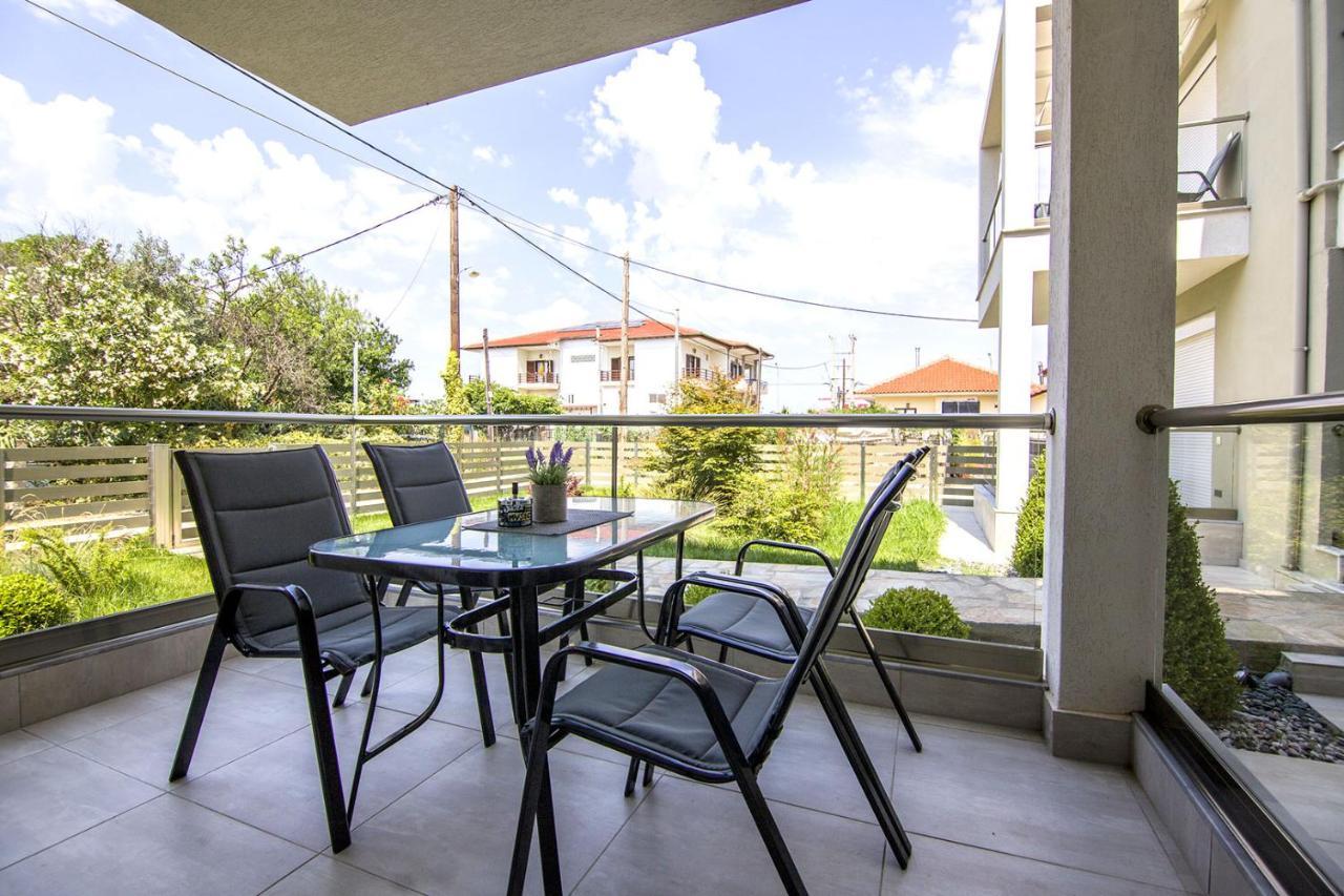 Armonia Resort Ofrínion 外观 照片